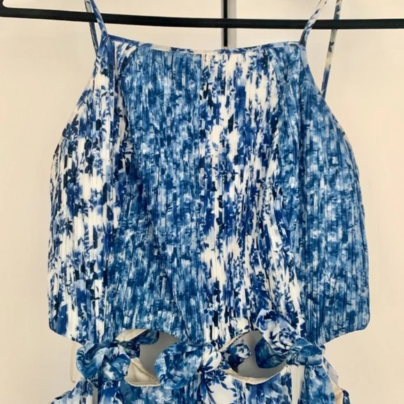 Amur Dress - Picture 4 of 5